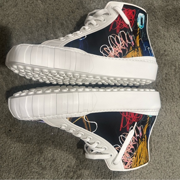 Men’s Brand new authentic fendi sz 38.5 price set because there’s no box. - Picture 5 of 6